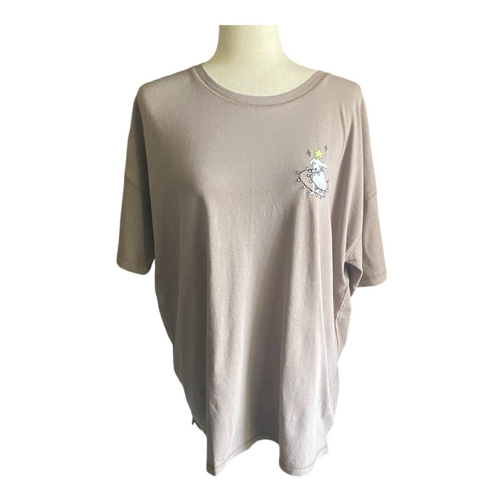 NWT-PINK-VICTORIAS SECRET-HOLIDAY TSHIRT-SIZE MEDIUM